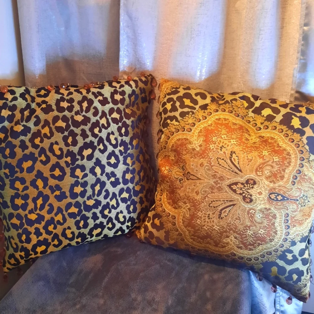 Throw Pillows - Picture 1 of 3